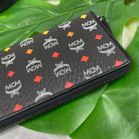 MCM rainbow diamond black wallet large zipped - Picture 6 of 6